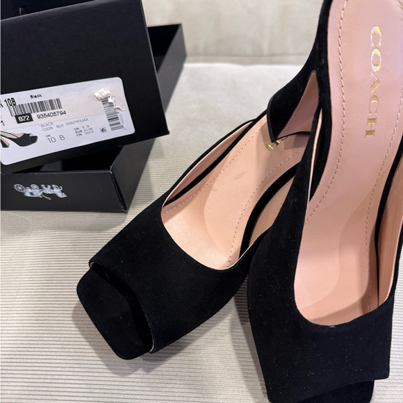 Coach Elegant Black Velvet Heels - Picture 3 of 7